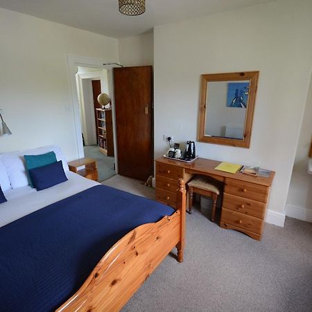 Bryn Llewelyn Bed & Breakfast เบเทส-อี-คอย ภายนอก รูปภาพ