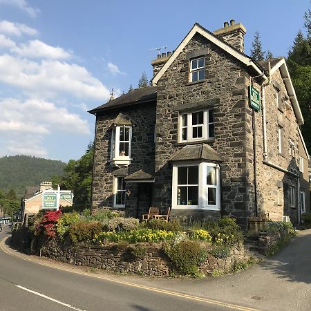 Bryn Llewelyn Bed & Breakfast เบเทส-อี-คอย ภายนอก รูปภาพ