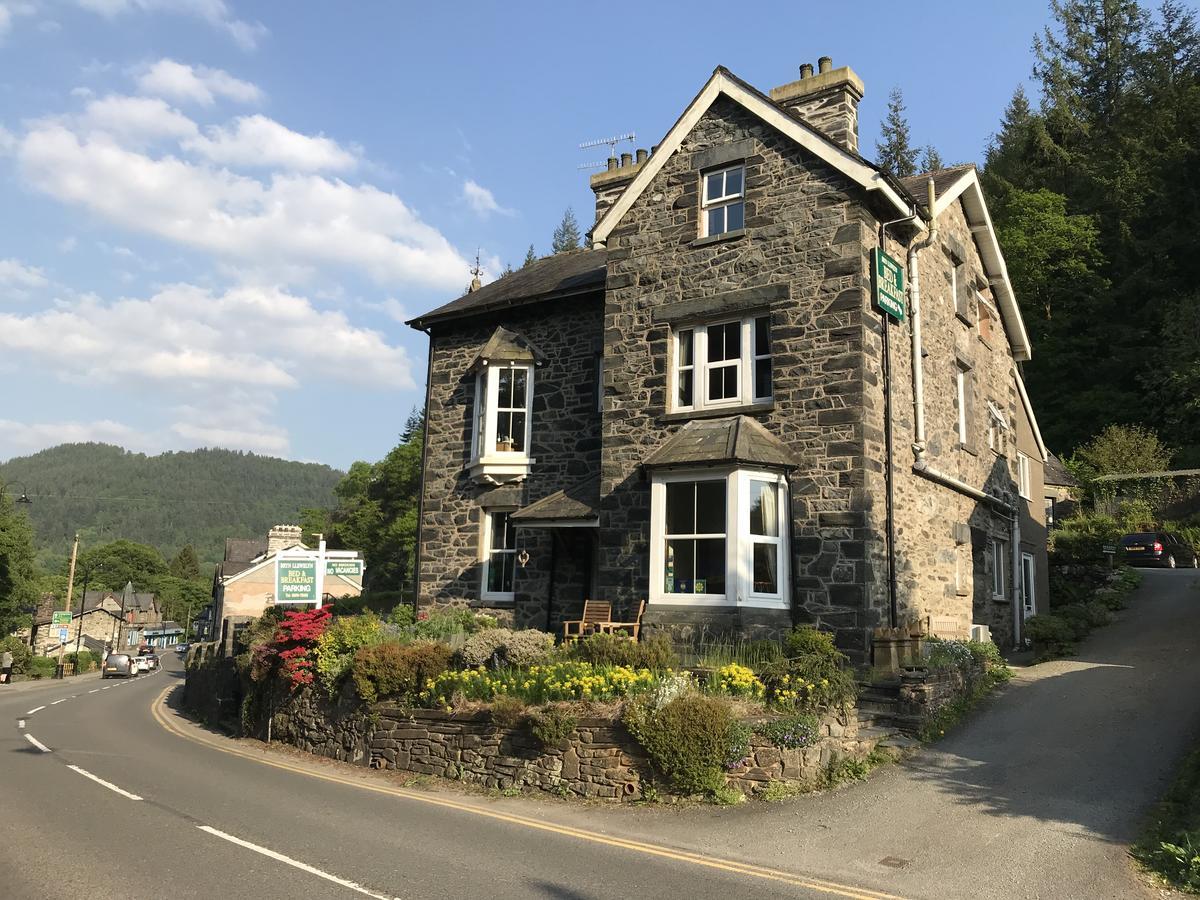 Bryn Llewelyn Bed & Breakfast เบเทส-อี-คอย ภายนอก รูปภาพ
